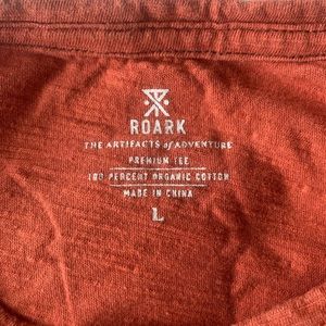 Premium Roark pocket T-shirt (red)